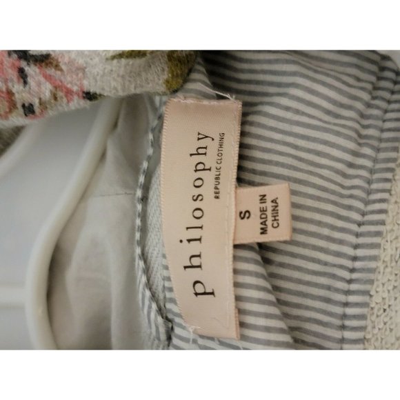 Philosophy Gray Floral Print Snap Button Soft Shel - Picture 4 of 12